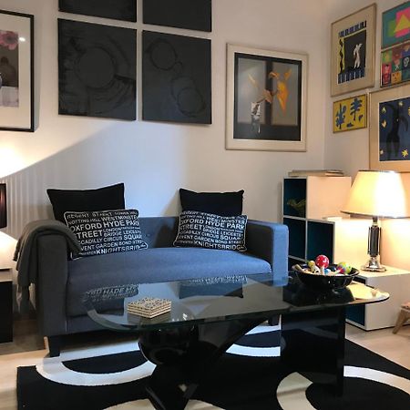 Апартаменти Artistic Designer Flat Афіни Екстер'єр фото